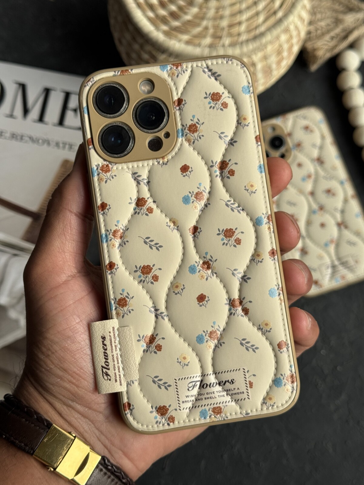 قاب موبایل آیفون گل رزالین پافری بالشتی قاب موبایل آیفون گل رزالین پافری بالشتی - تصویر 1